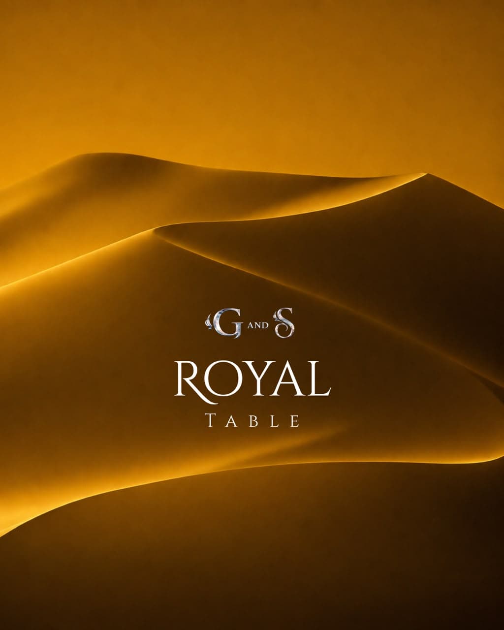 Royal Table (Front Row)
